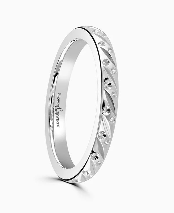 18ct White Gold 2.5mm Medium Court Ladies Polished Wedding Ring