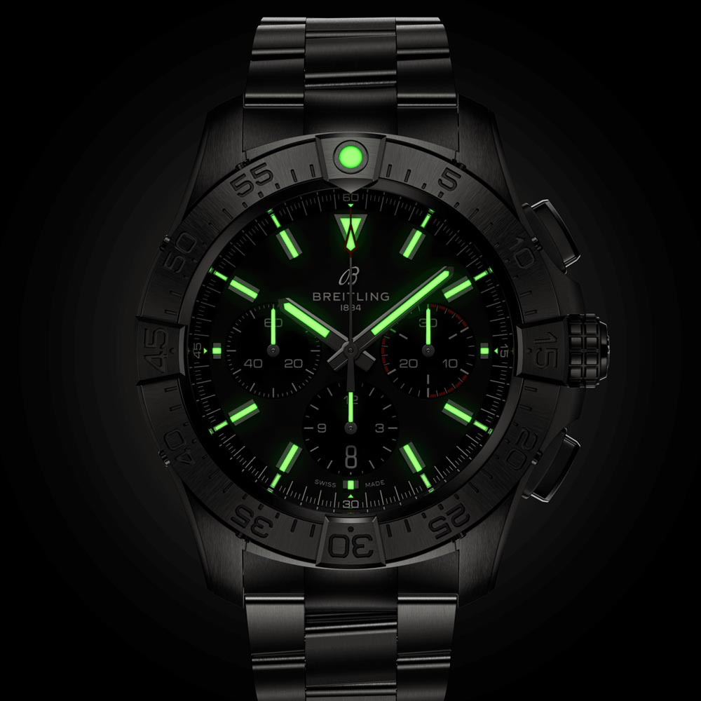 breitling avenger b01 chronograph 44mm black dial stainless steel automatic gents watch in the dark