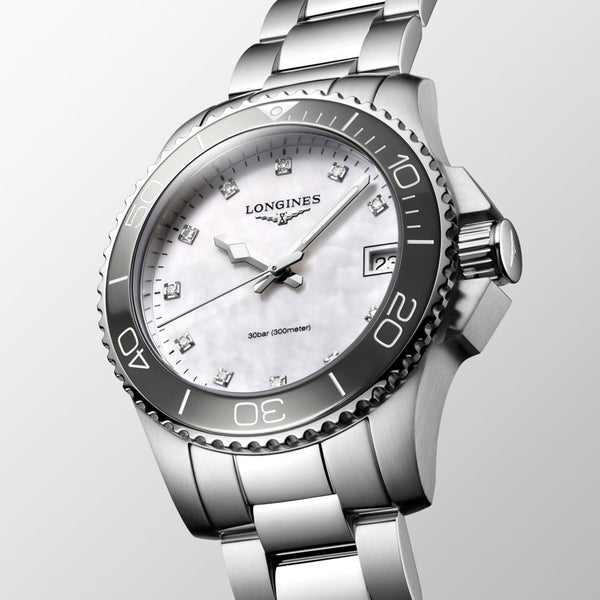 longines hydroconquest 32mm mother of pearl diamond dot dial stainless steel quartz ladies watch front side facing image