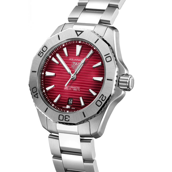 tag heuer aquaracer professional 200 red dial 40mm automatic gents watch front close up