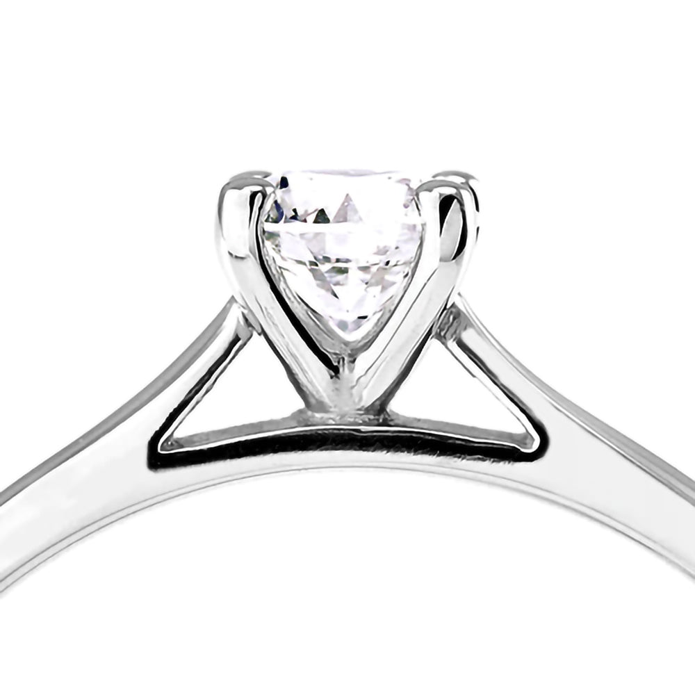 The Magnolia Platinum 0.90ct Round Brilliant Cut Diamond Solitaire Engagement Ring