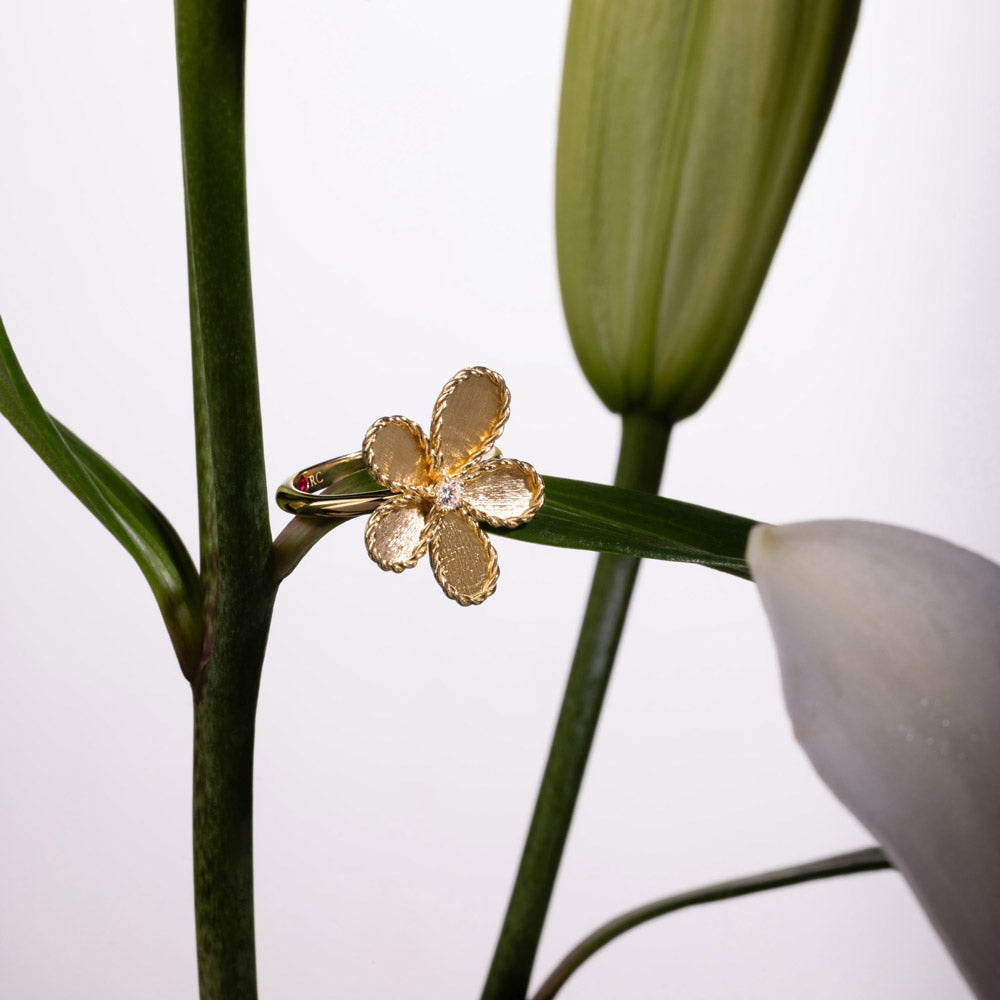 Roberto Coin 18ct Yellow Gold 0.06ct Diamond Jasmine Ring ADR777RI3646