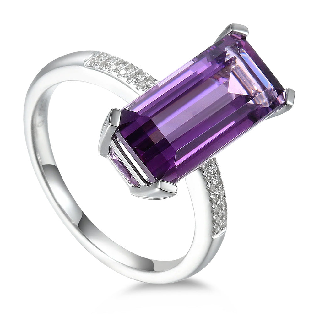 18ct White Gold 4.34ct Octagon Cut Amethyst Ring With 0.08ct Diamond Set Shoulders