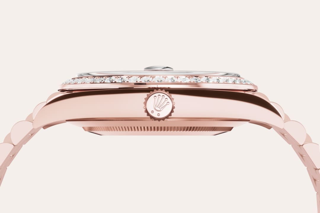 Rolex Day-Date 40 in 18 ct Everose gold, M228345RBR-0016 | Robert 
