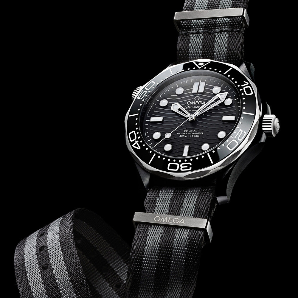 OMEGA Seamaster Diver 300M 43.5mm Black Dial Ceramic & Titanium Automatic Gents Watch 21092442001002