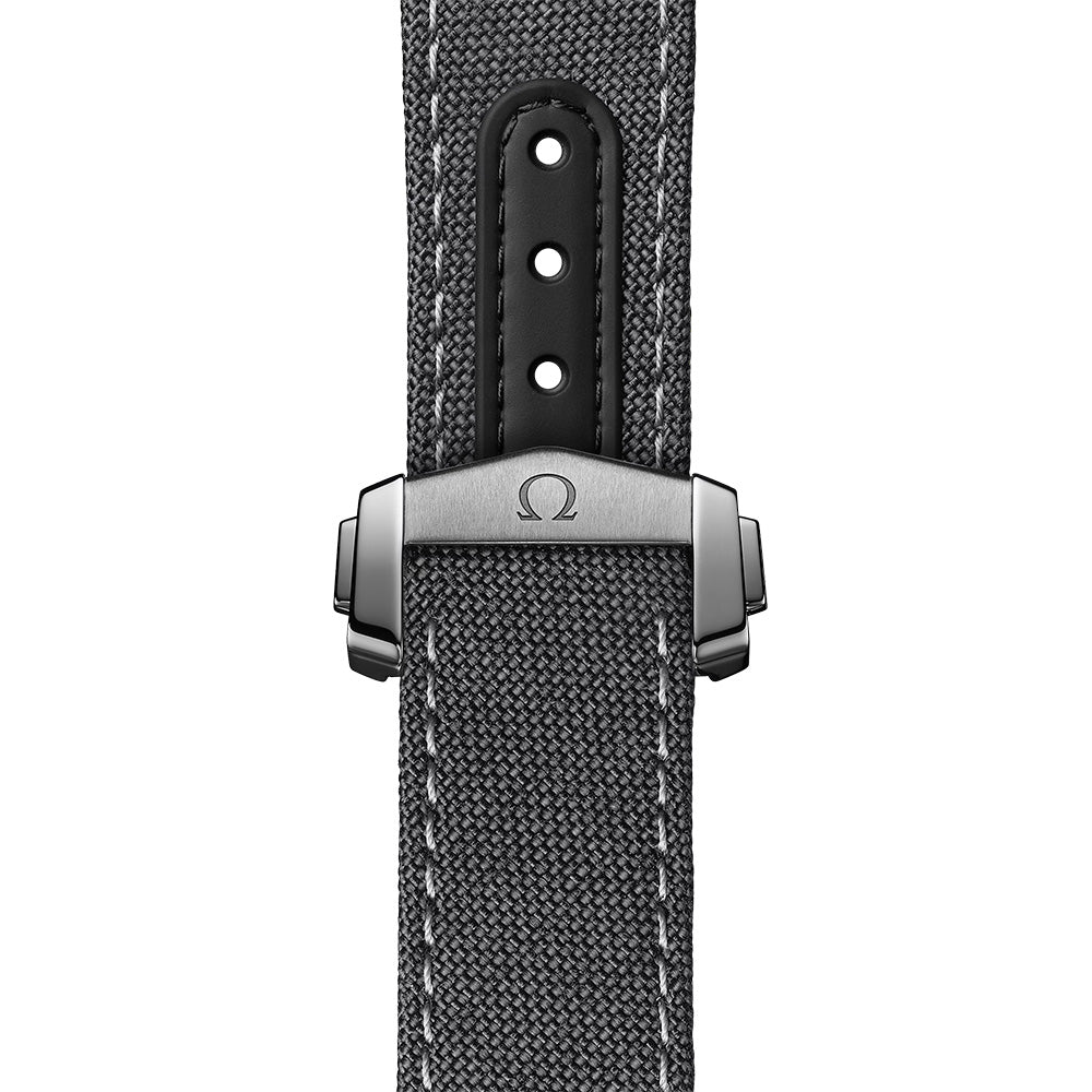 OMEGA Speedmaster Grey Side of The Moon Chronograph 44.25mm Grey Ceramic Manual Wound Gents Watch 31092445006001