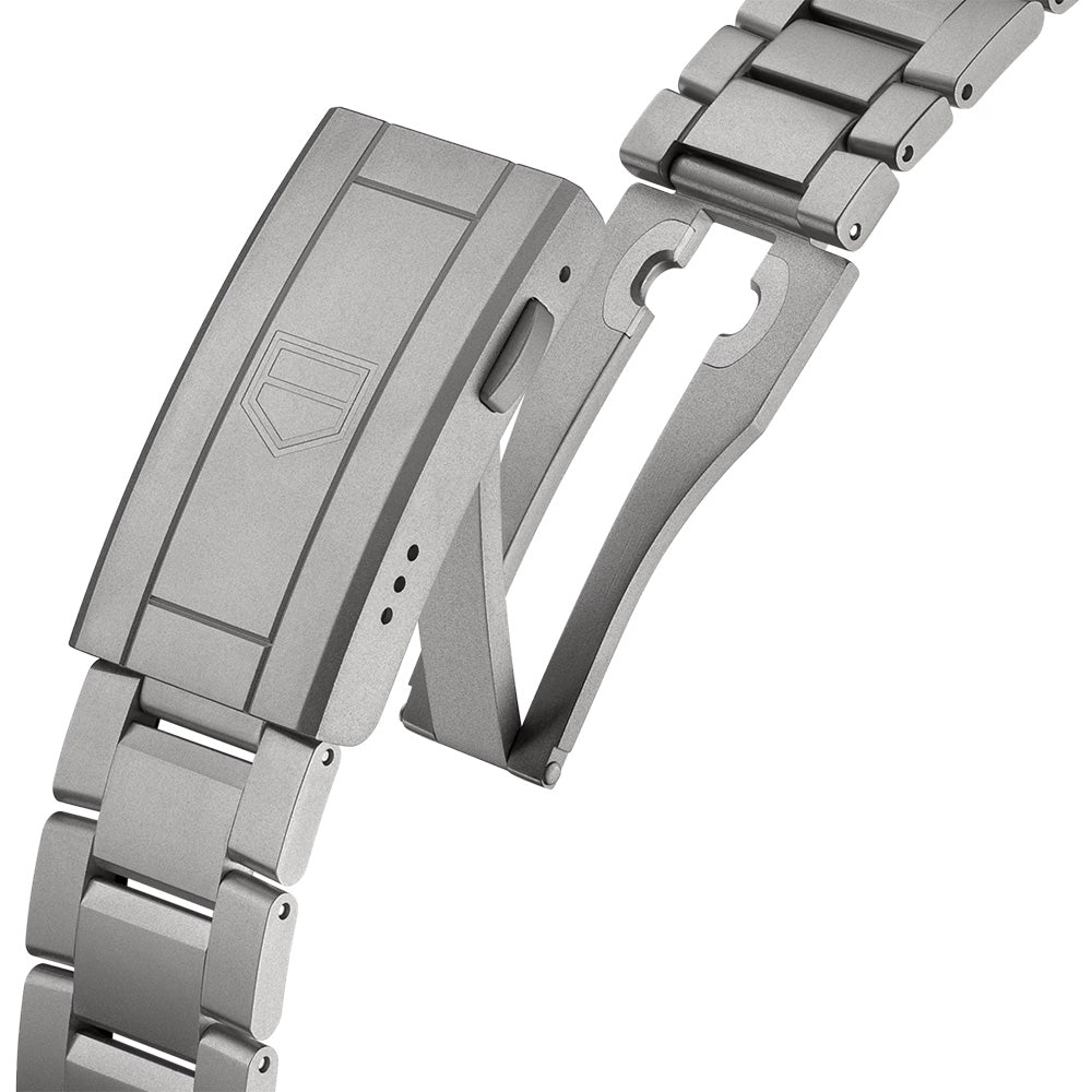 TAG Heuer Aquaracer Professional 200 Solargraph Black Dial 40mm Titanium Quartz Gents Watch WBP1184.BF0008