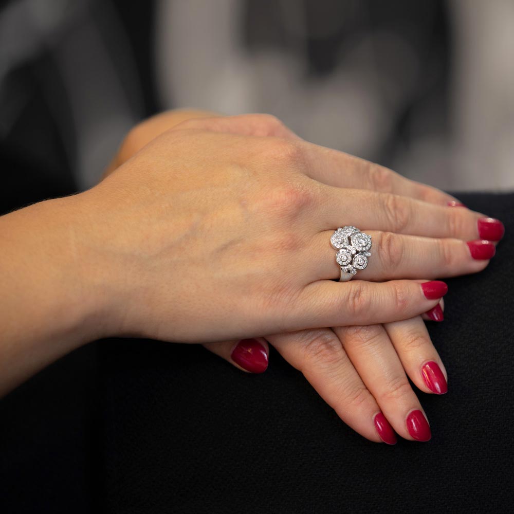 18ct White Gold 1.12ct Round Brilliant Cut Diamond Bubble Halo Ring