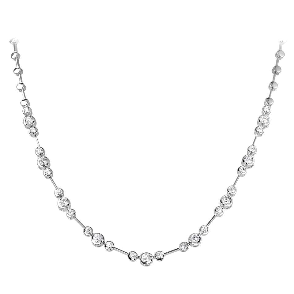 18ct White Gold 1.66ct Diamond Trilogy Line Necklace