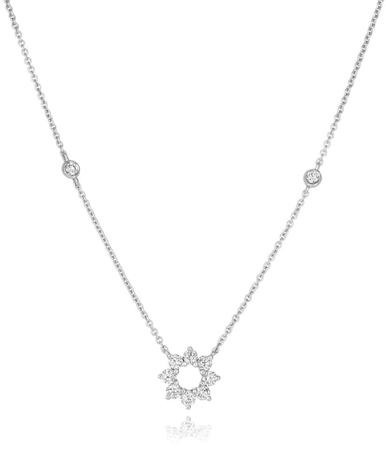 18ct white gold 0.31ct diamond flower necklace