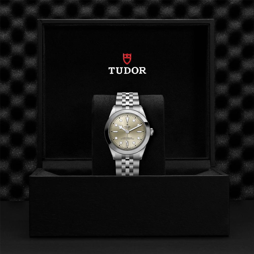 tudor black bay 39 light champagne dial watch in presentation box