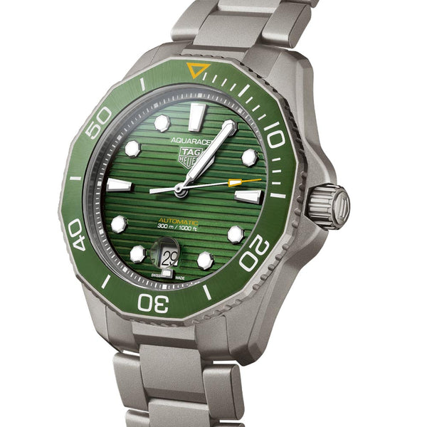 TAG Heuer Aquaracer Professional 300 Green Dial 43mm Titanium Automatic Gents Watch WBP208B.BF0631